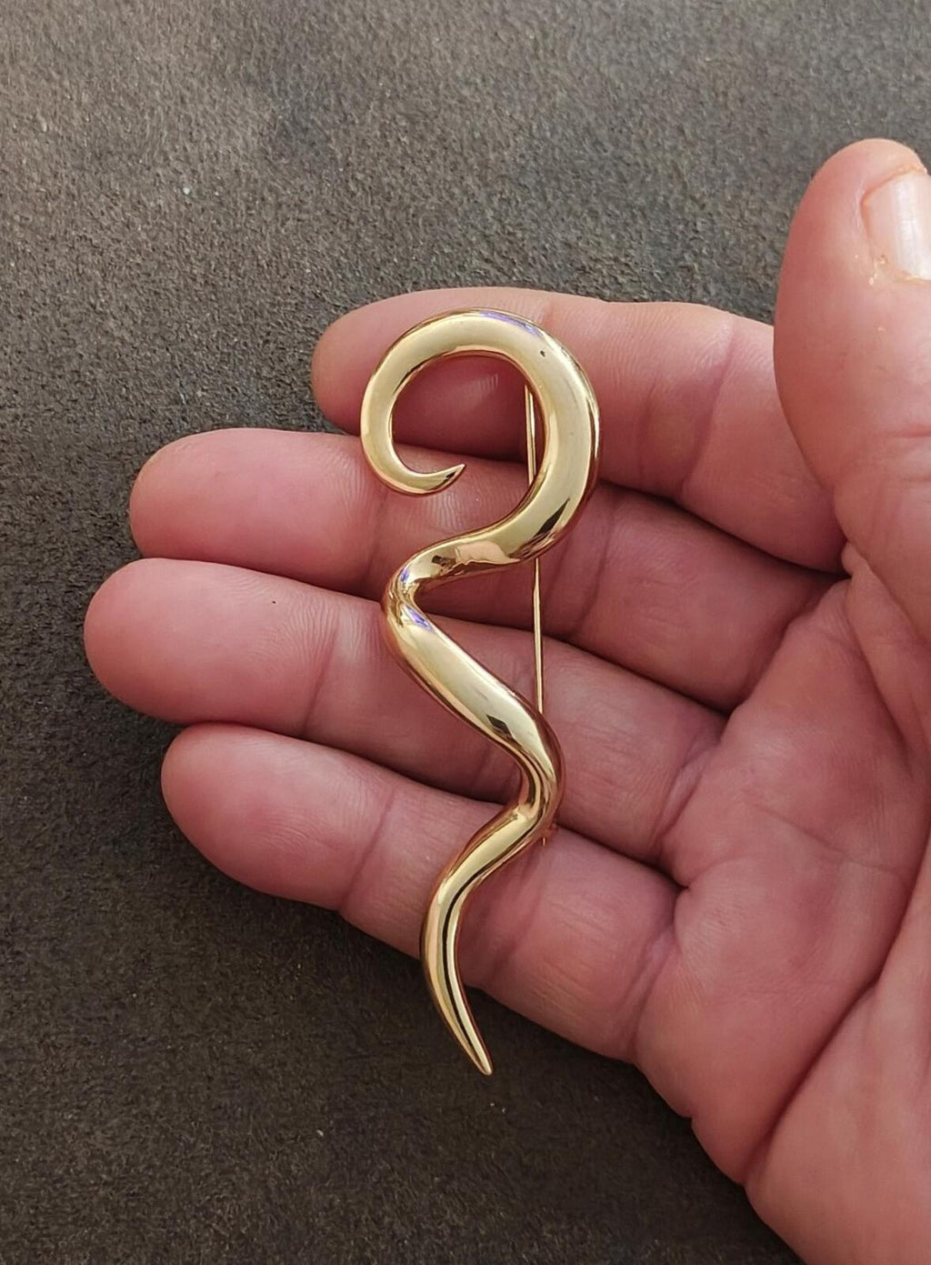 1980s Abstract Corkscrew Swirl Brooch