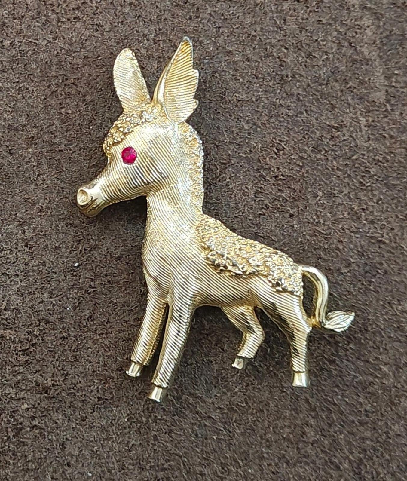 1950s/60s Vintage Gold Tone Donkey With Red Eye Rhinestone Brooch Pin