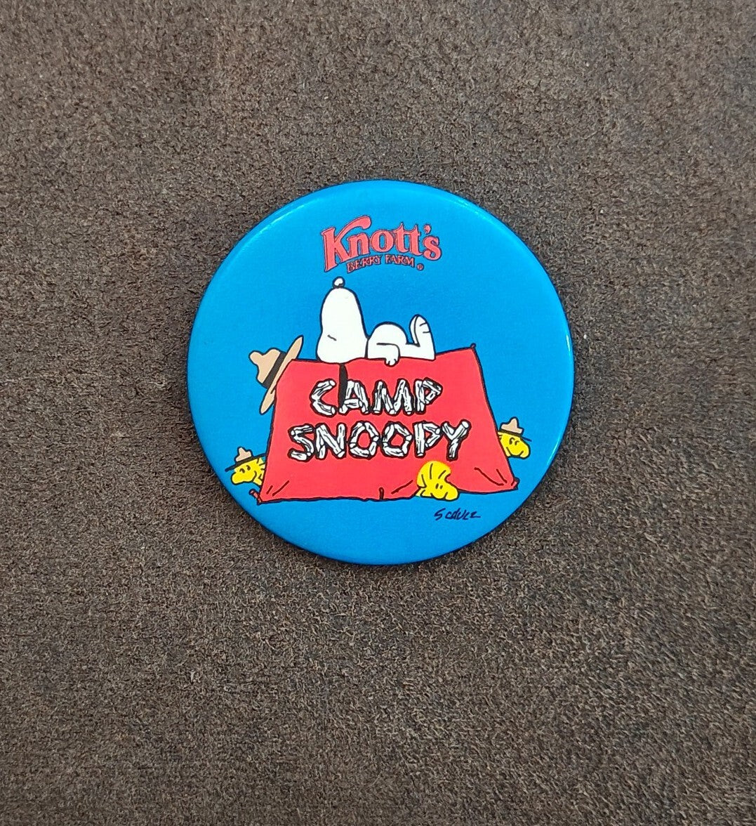 1983 Knott’s Berry Farm Camp Snoopy Promotional Pinback Button