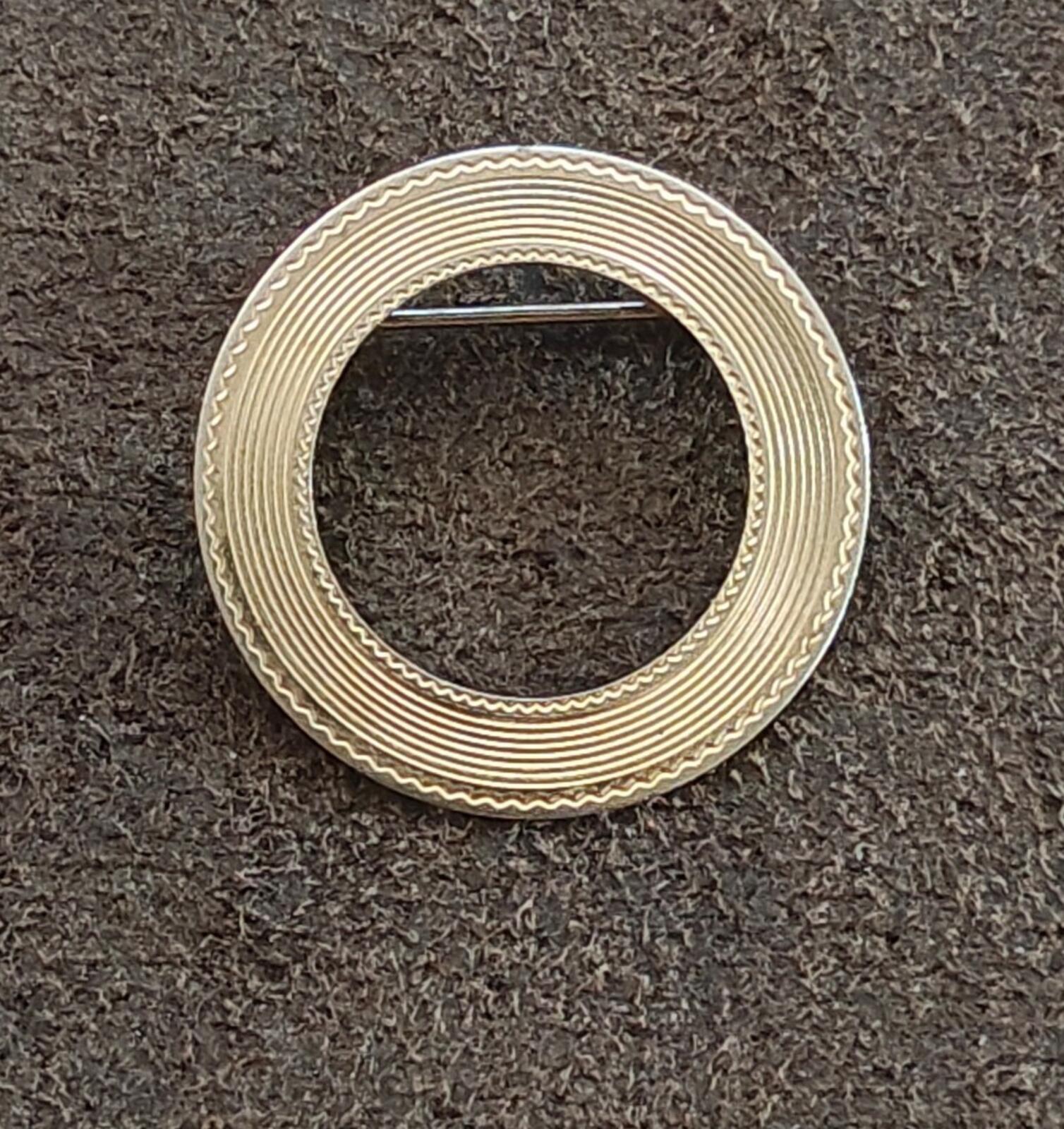 1950s/60s Gold Tone Textured Circle Brooch