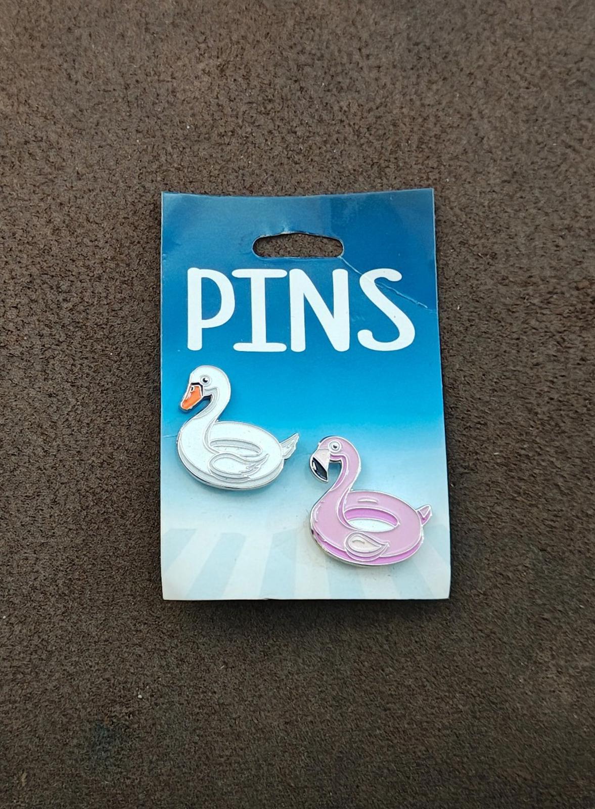 Colorful Set Of 1 White Swan Pin and 1 Pink Flamingo Silver Tone Pins New