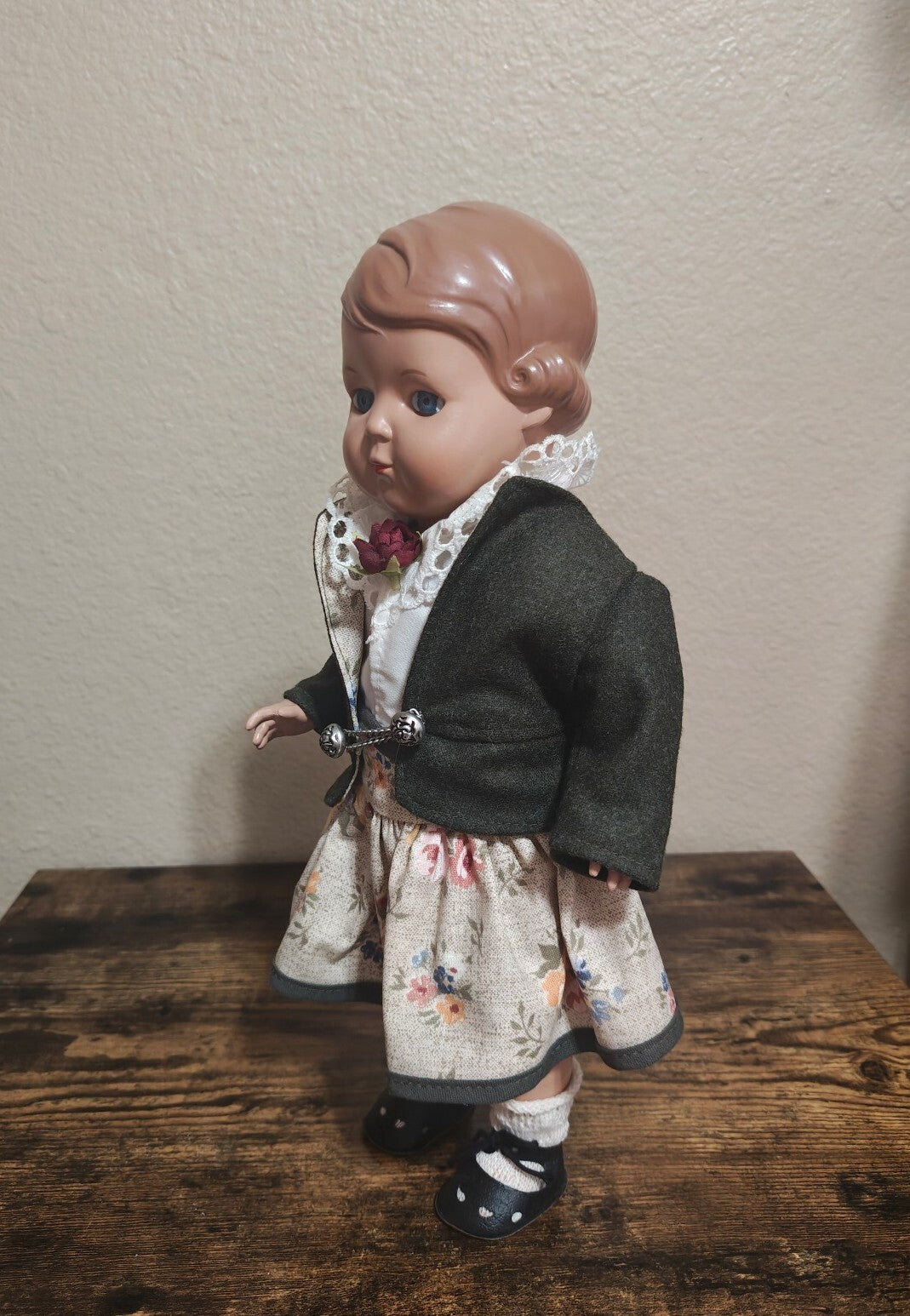 1980s Schildkröt 34 REP Classic "Inge" Mold German Girl Doll