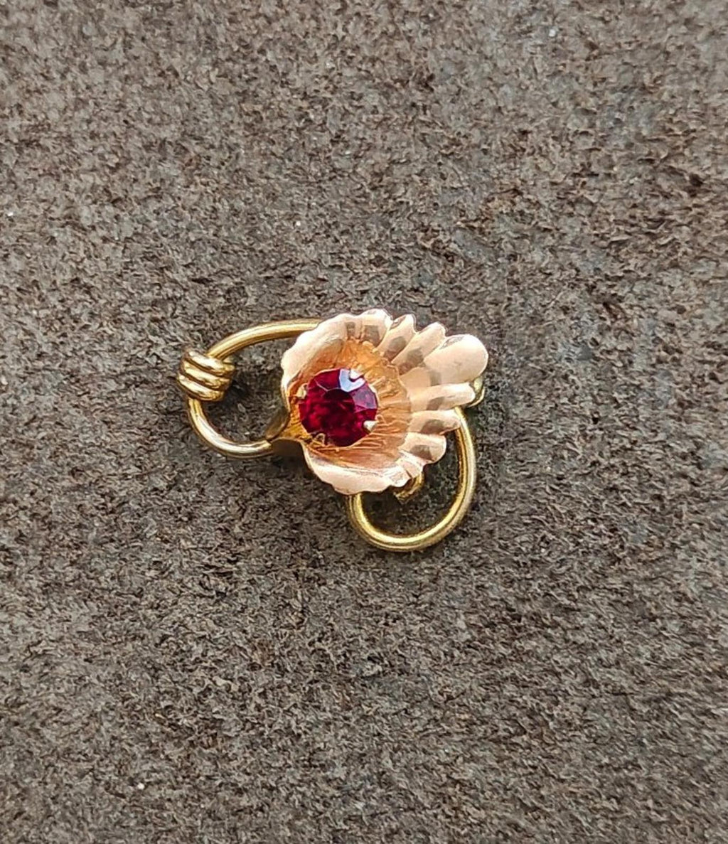 1940/50s Van Dell Calla Lily Gold Tone Brooch With a Red Gemstone