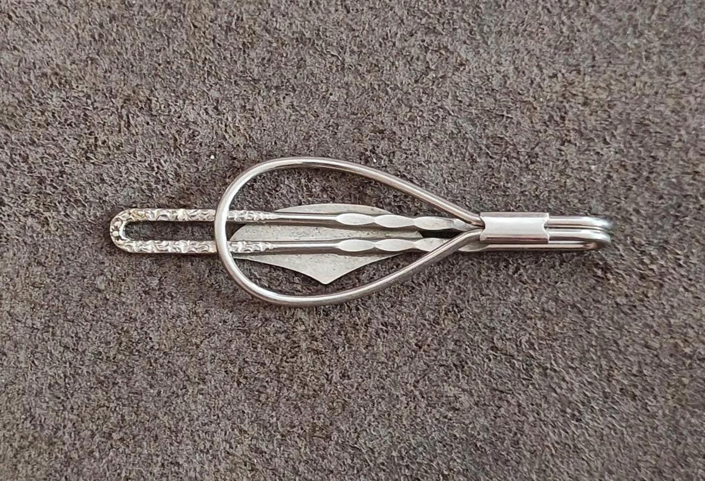 Mohawk Trail Silver Tone Tie Bar Clip