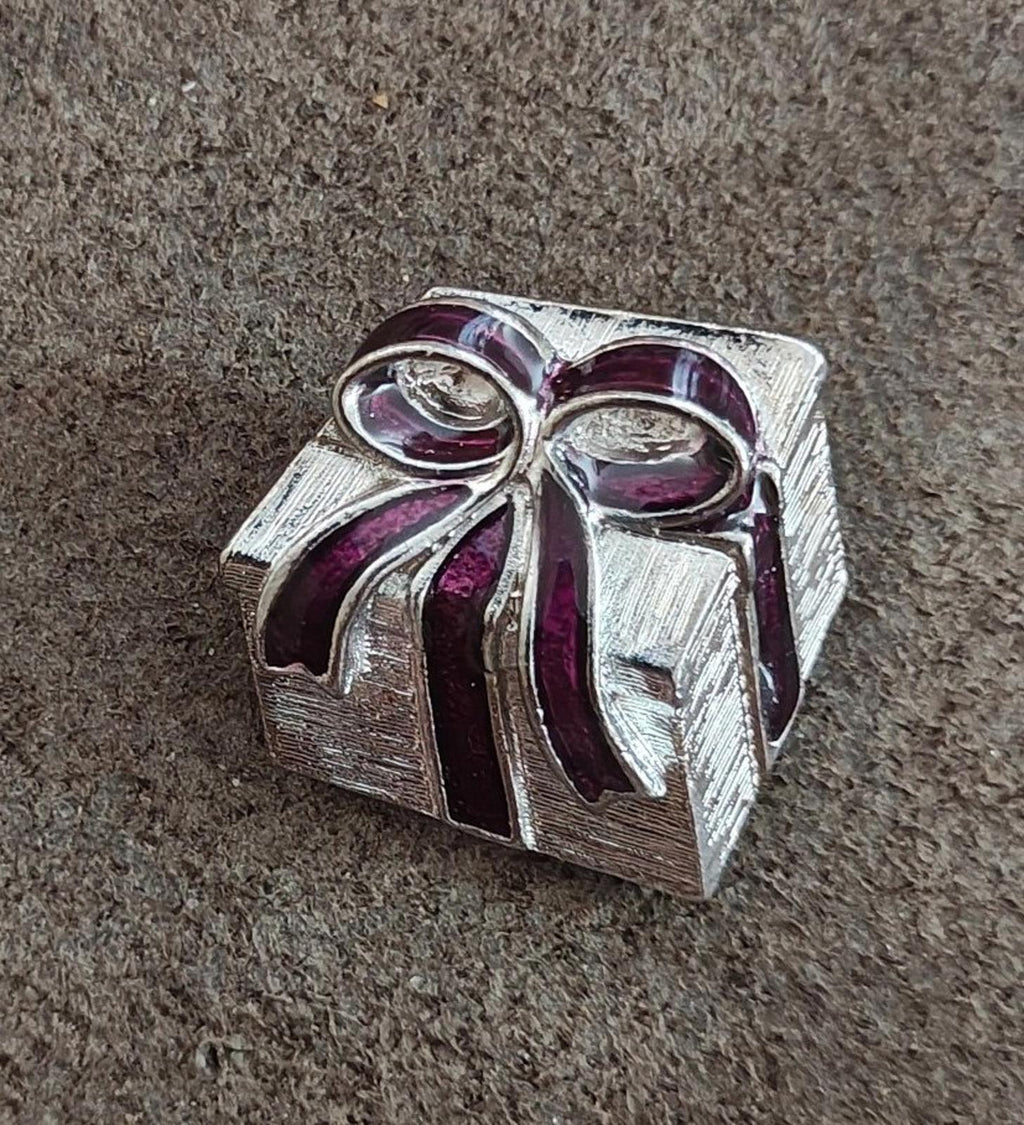 1980s Present With Purple Bow Silver Tone Enamel Pin Brooch