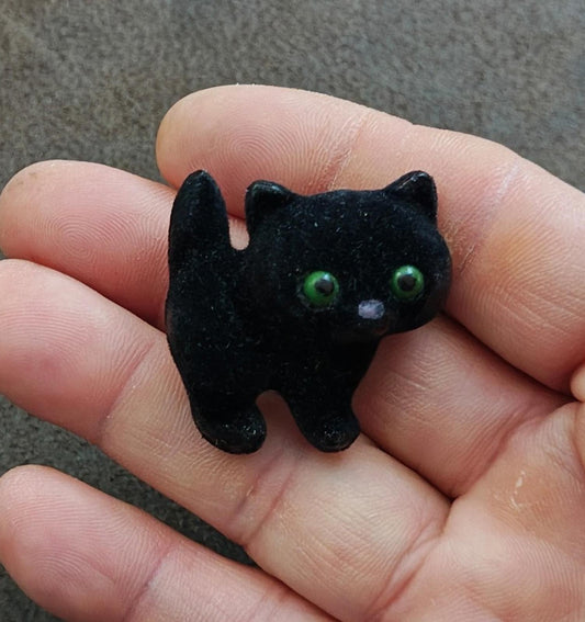 1982 Hallmark Halloween Flocked Fuzzy Black Cat Brooch