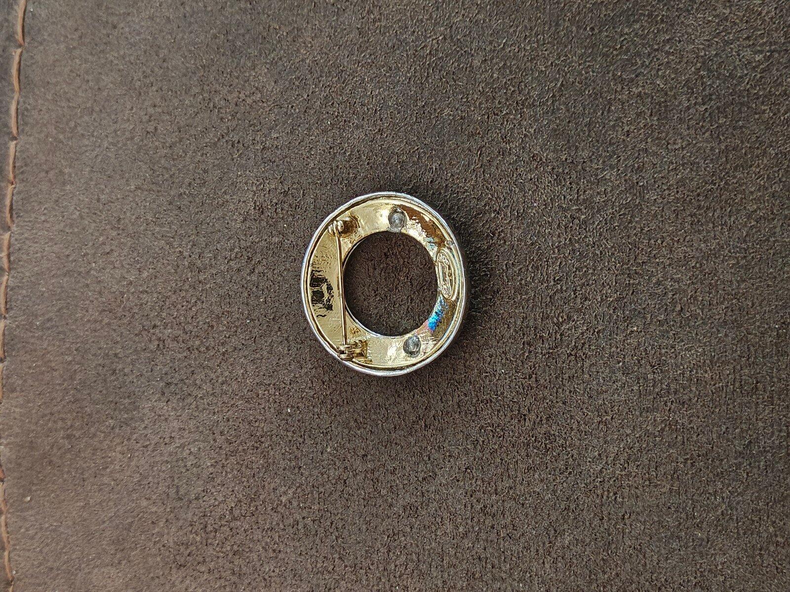 1980s Open Circle Two Tone Brooch Designed By ⁠Danecraft