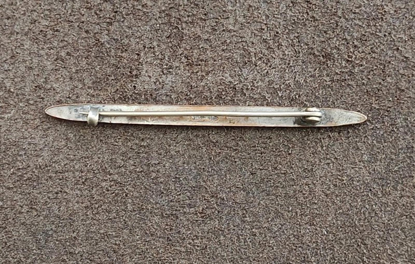 1900s Art Deco Edwardian Sterling Silver Bar With Clear Rhinestones Brooch