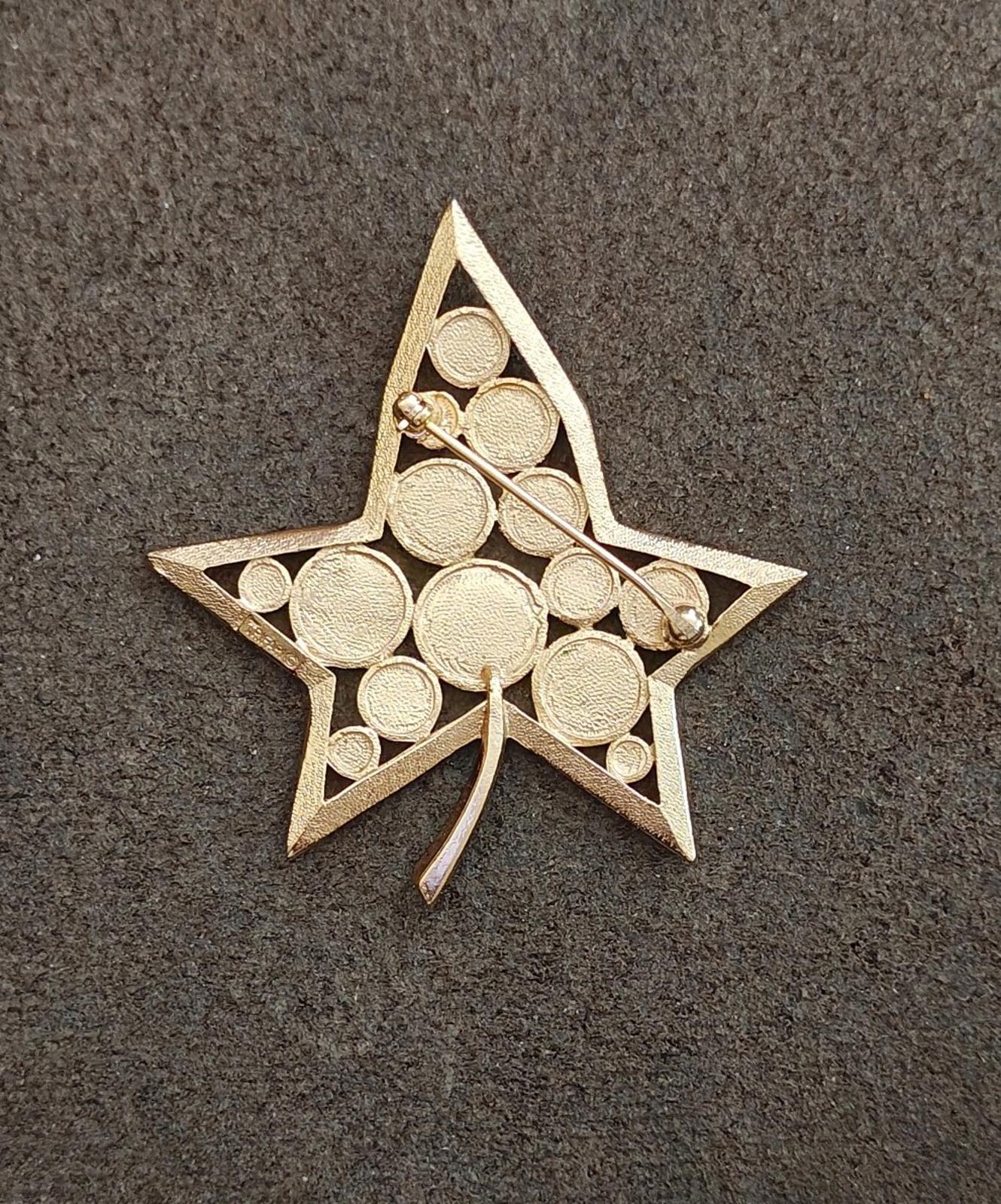 1960s Crown Trifari "Confetti Colors" Leaf Brooch