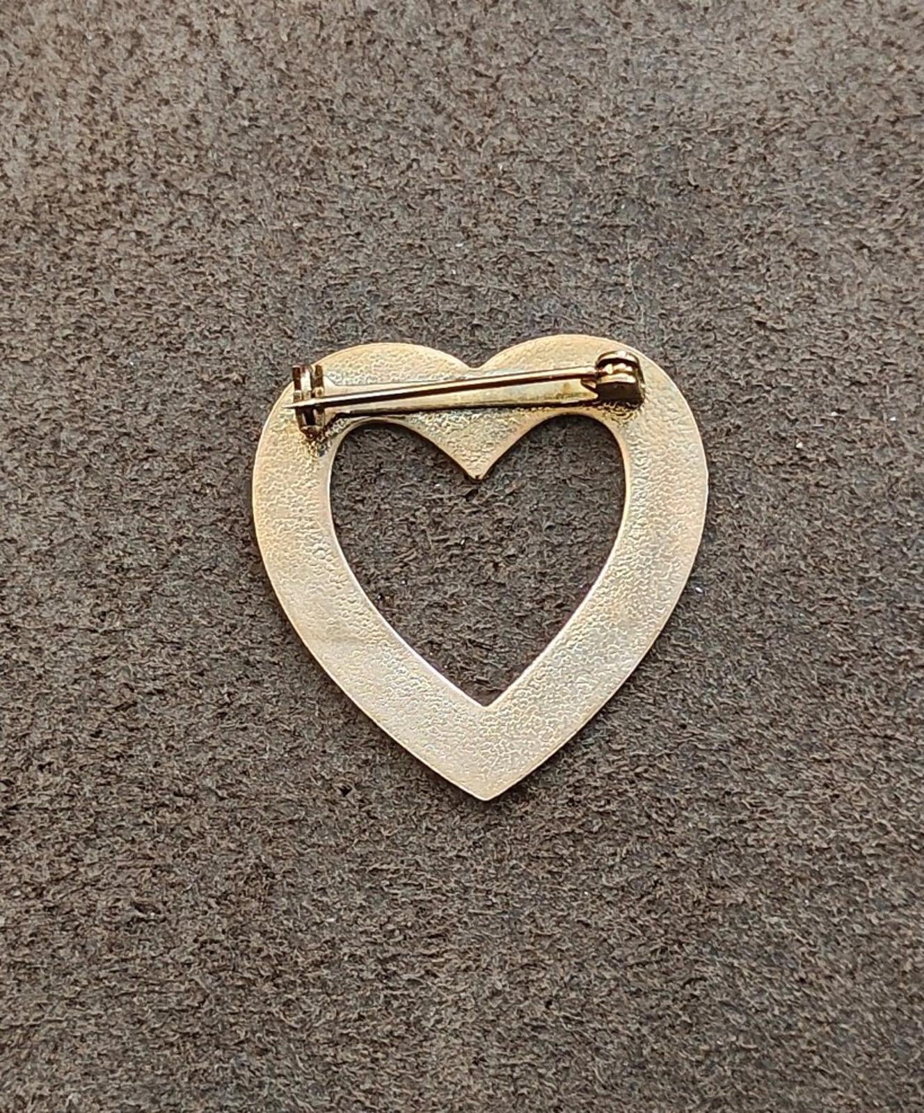 1980s Vintage Textured Heart Shaped Gold Shaped Brooch Pin