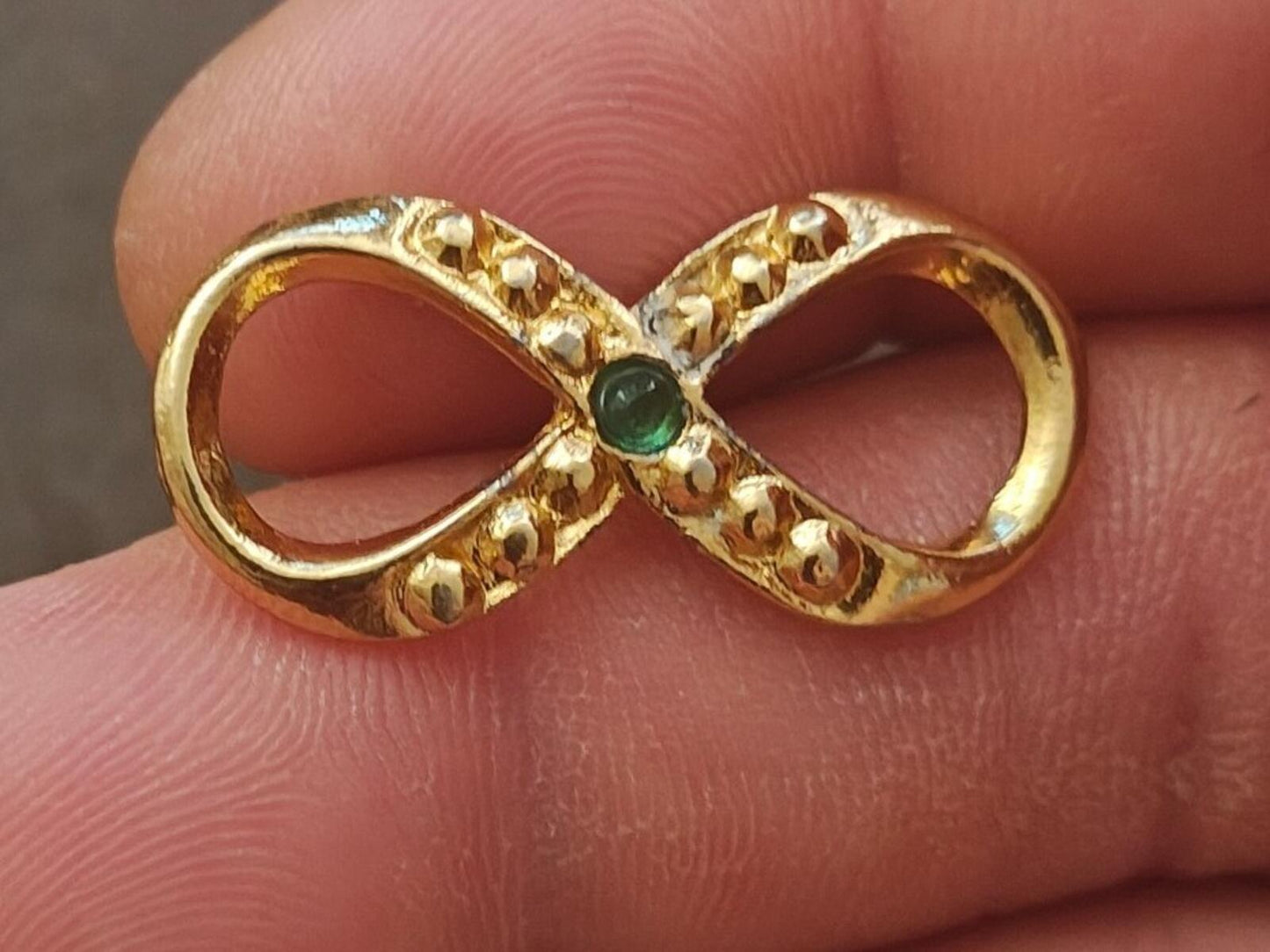 1950s/60s 24k Electroplated HC Infinity Brooch With Genuine Emerald Stone