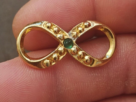 1950s/60s 24k Electroplated HC Infinity Brooch With Genuine Emerald Stone