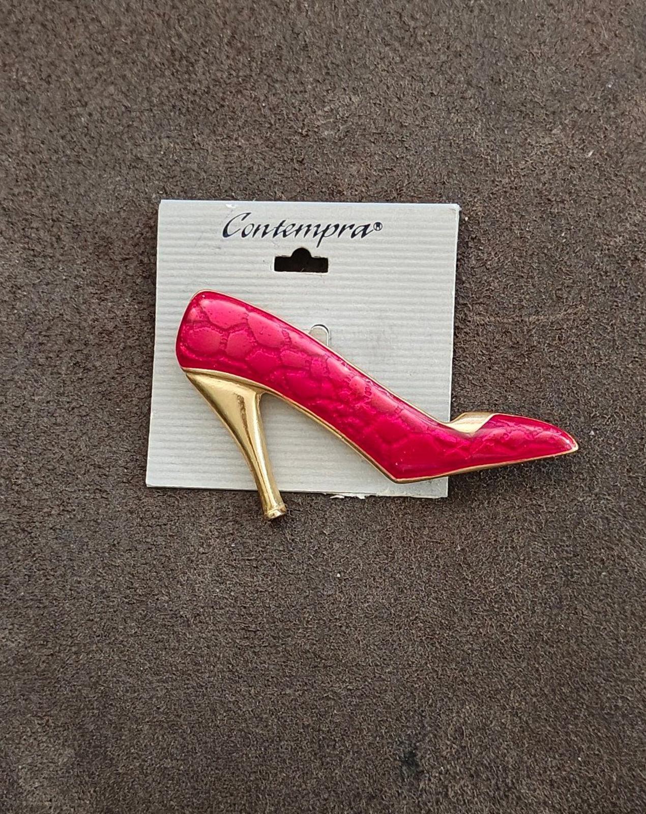 1990s Contempra Red High Heel Gold Tone Red Acrylic Shoe Brooch
