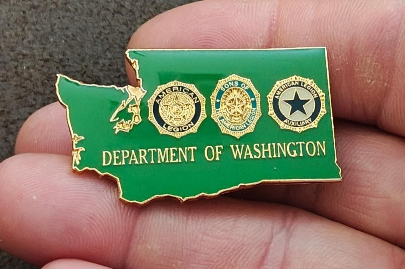 Green enamel Washington state outline gold-tone American Legion pin