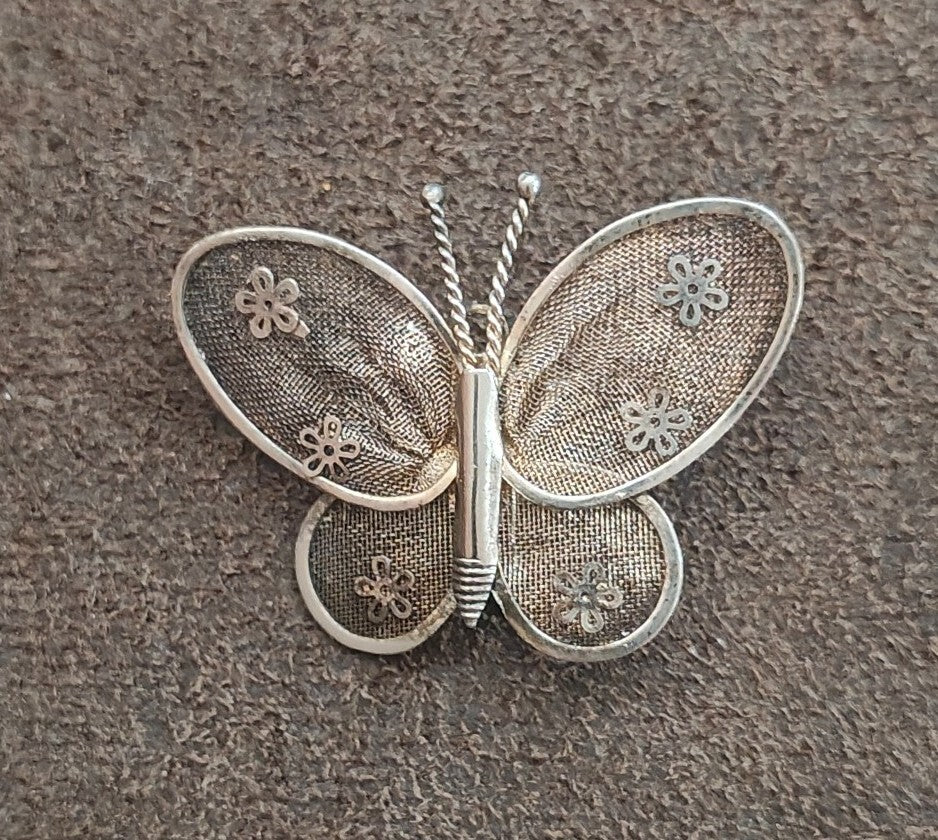 1960s/70s Silver Tone Mesh Butterfly Brooch & Pendant-Dual-Use Pin