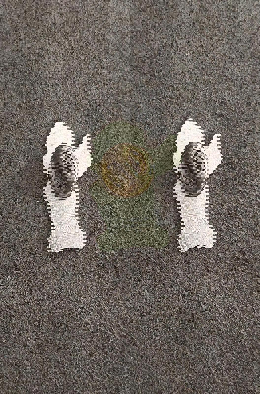 1988 Nintendo Super Mario Bros. Luigi Gold Tone Enamel Pin