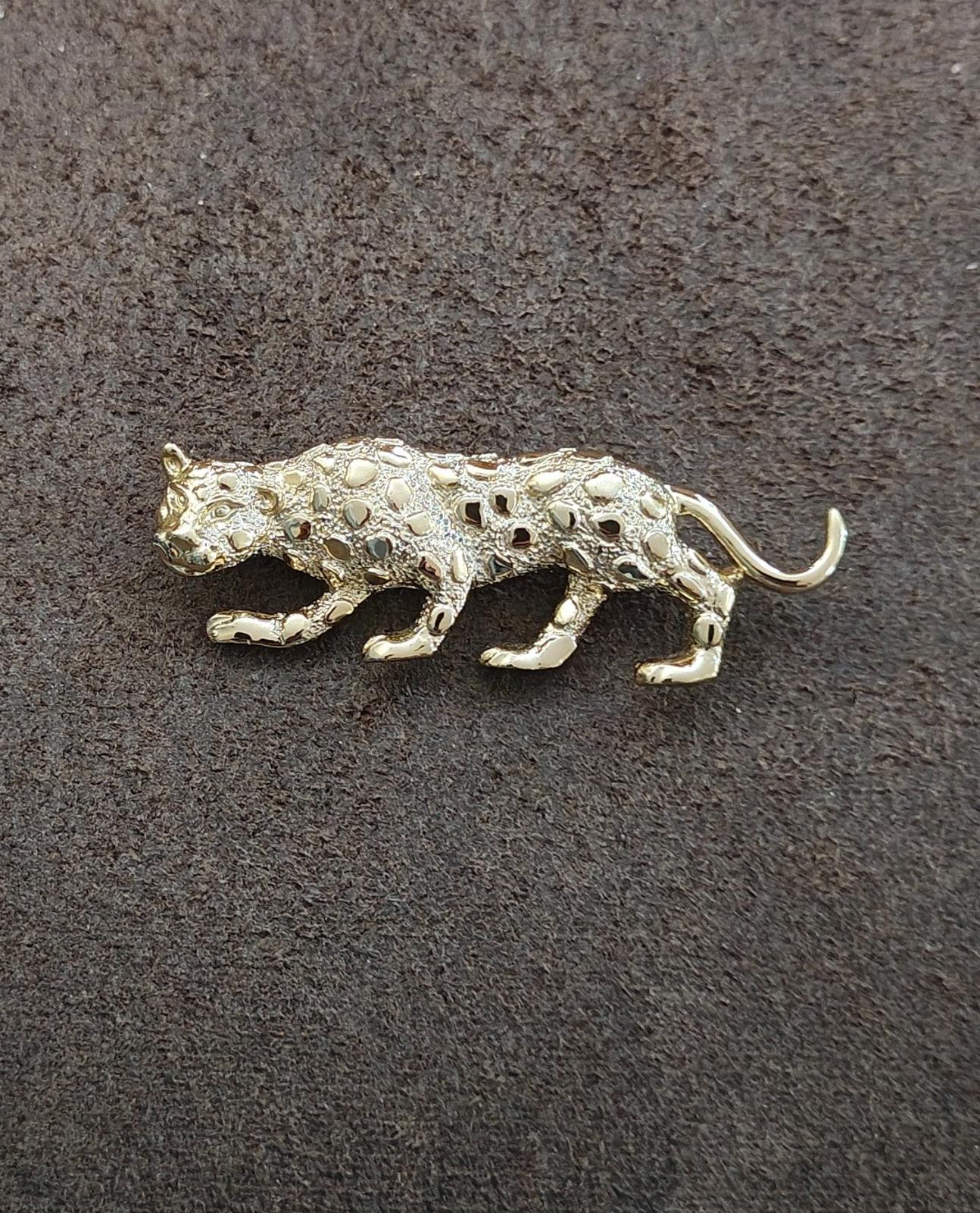 1980s Vintage Gerry's Silver Tone Textured Leopard Brooch Pin