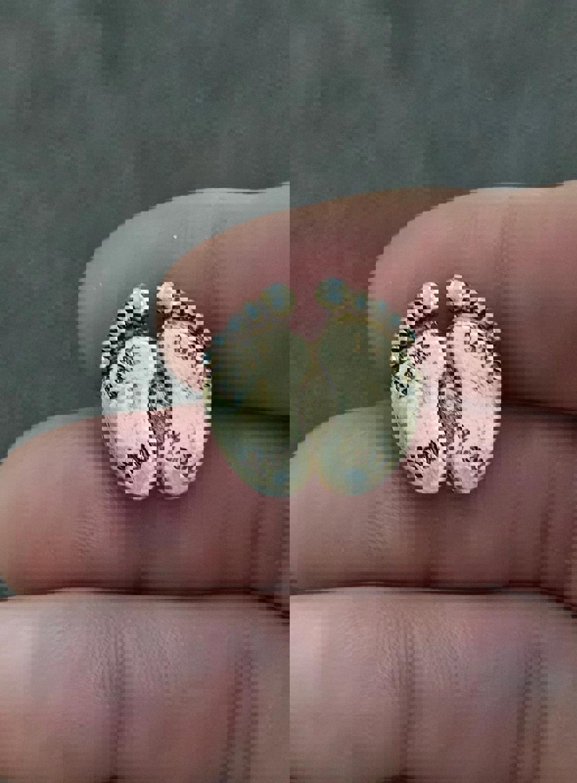 1970's Love You Two Feet Gold Tone Brooch Pin