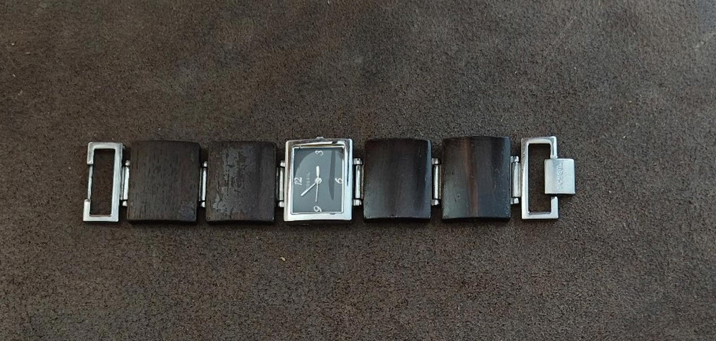 Elegant Silver Tone Wooden Band ES-1540 Ladies Fossil Watch