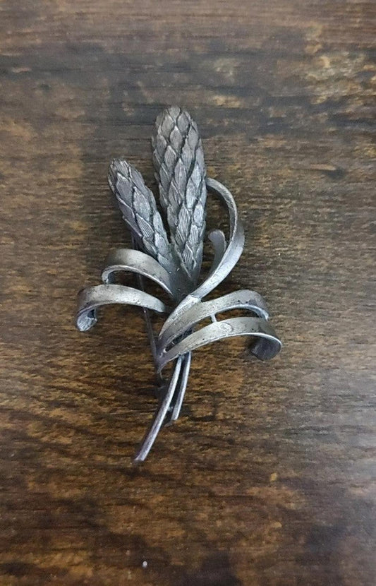 Mid-Century Pastelli Matte and Glossy Finish Silver Tone Hyacinth Brooch