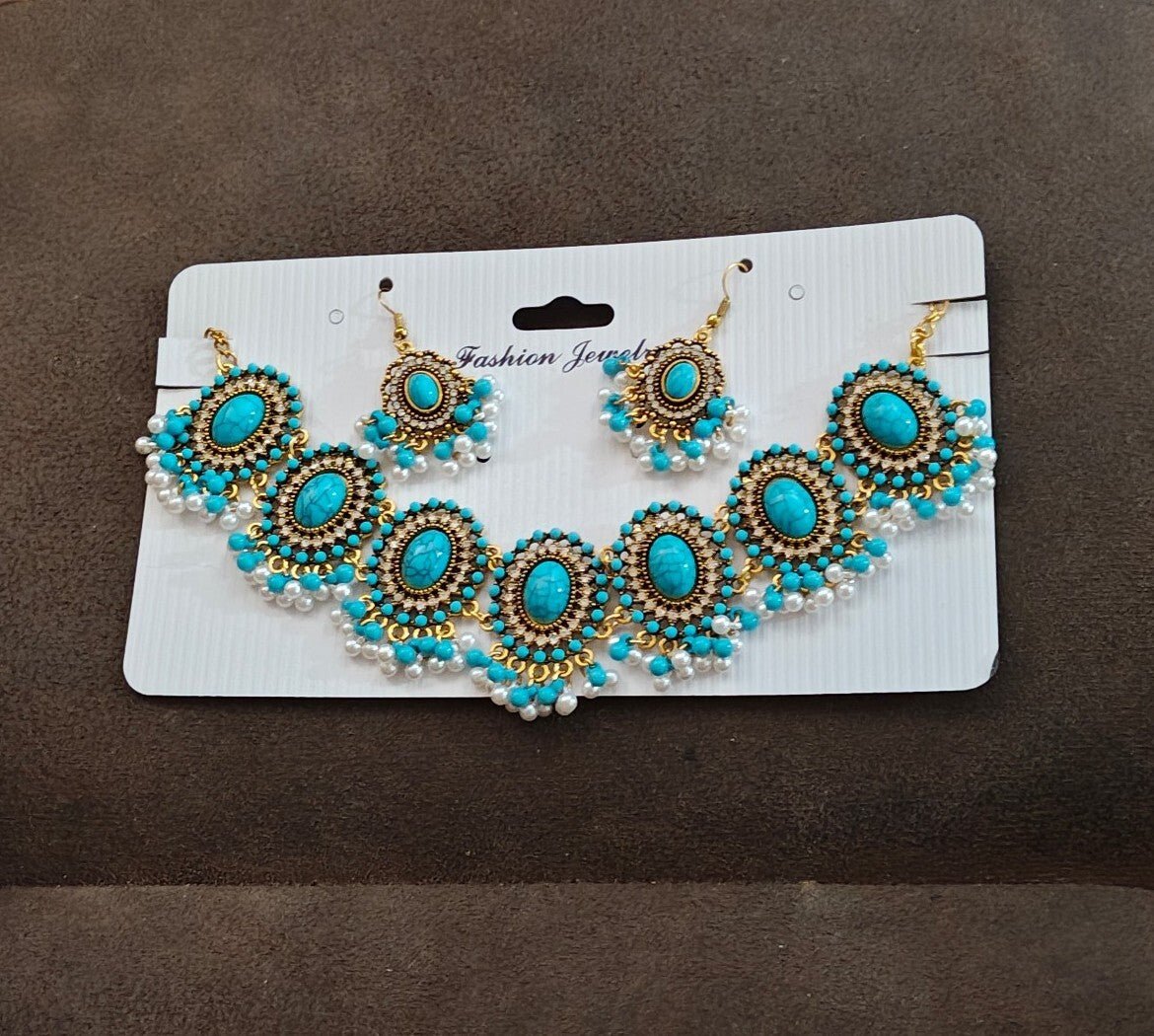 Bohemian Style Synthetic Turquoise & Faux Pearls Choker Necklace & Earrings Set - Trinketmania-LV