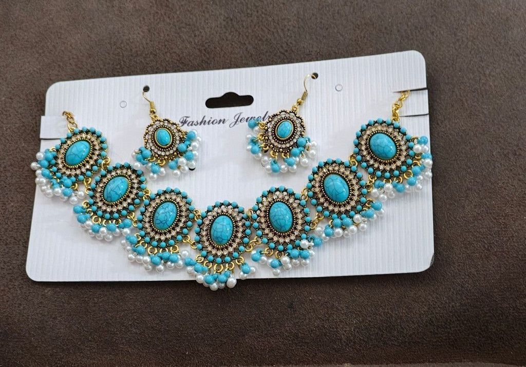 Bohemian Style Synthetic Turquoise & Faux Pearls Choker Necklace & Earrings Set - Trinketmania-LV
