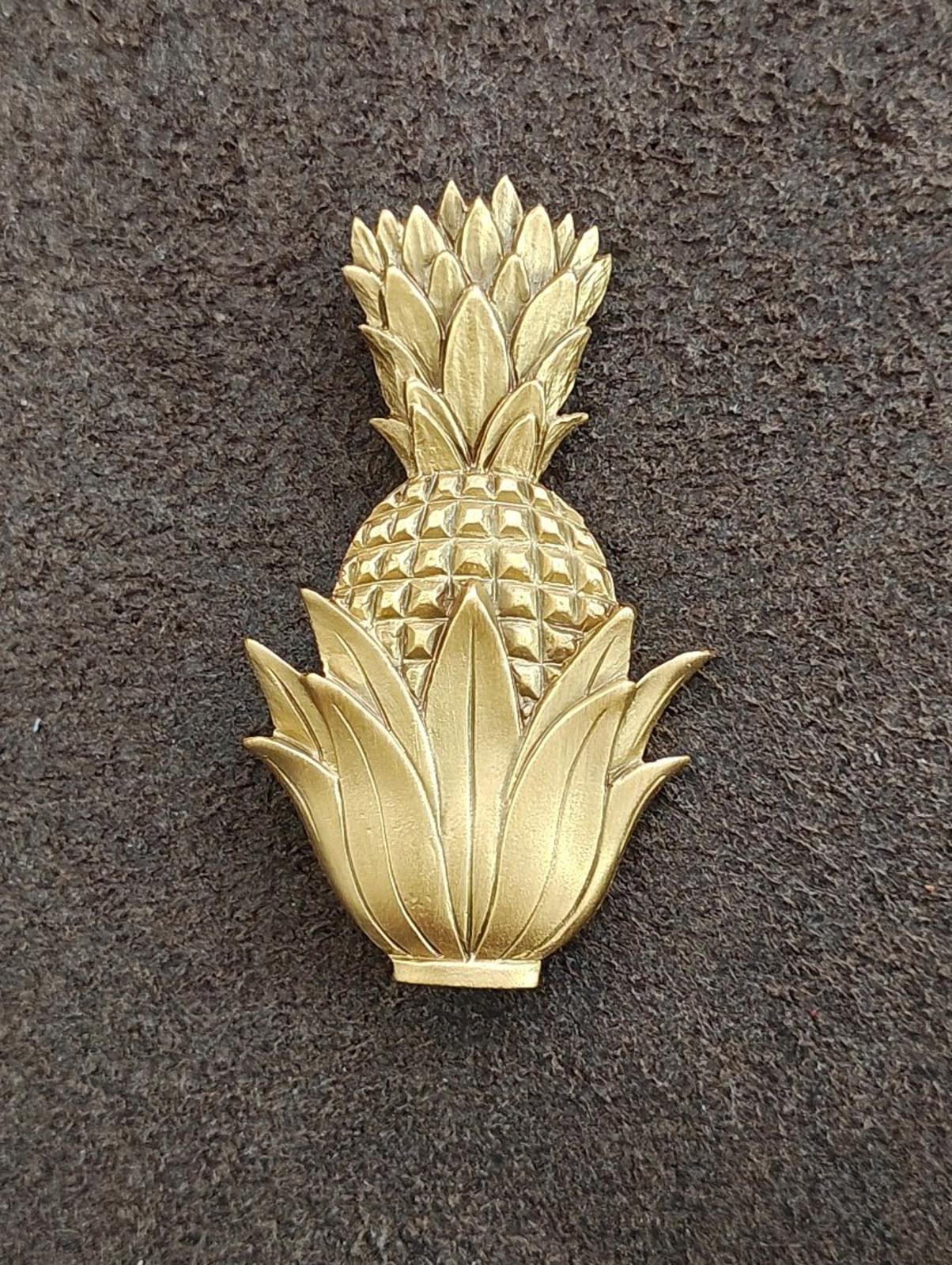 1980s Vintage EI Signed Gold Tone Pineapple Brooch