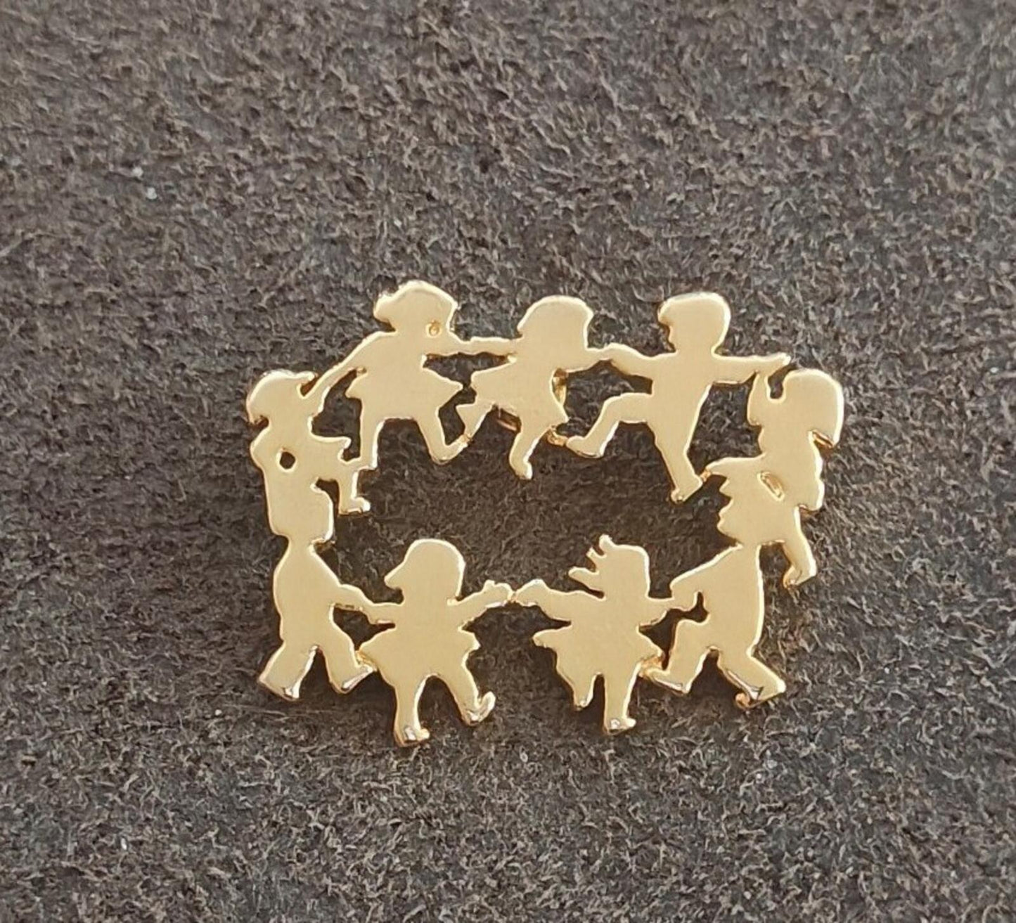 1990s Ring Around the Rosie Children Pin