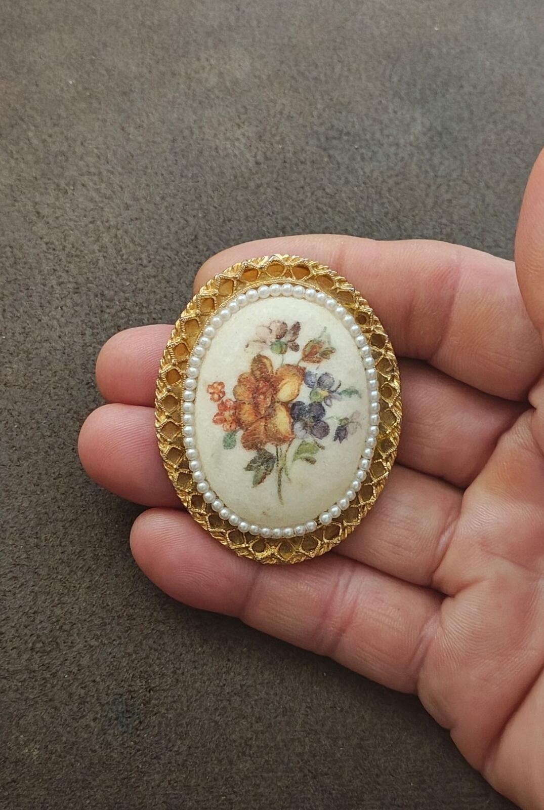 1960s Gold Tone Oval Ornate Floral Print On Ceramic Disc With Faux Pearls Brooch