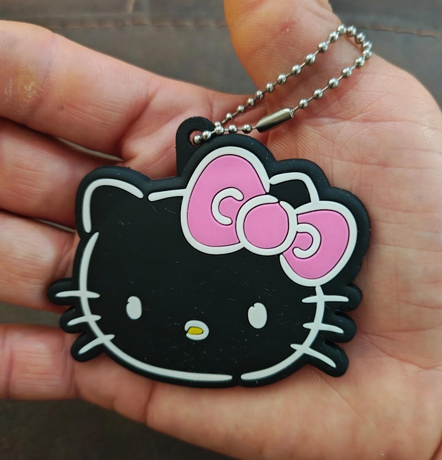 2023 Hello Kitty 3D Embossed Rubber Keychain In Great Condition