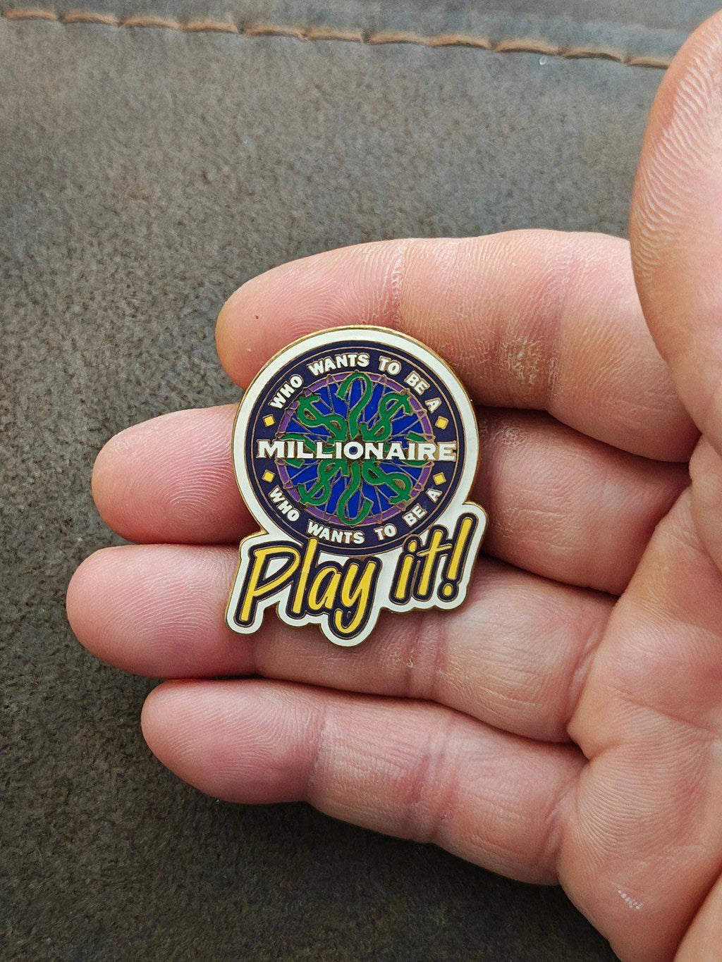 2001 Vintage (WDW) "Who Wants to Be a Millionaire: Play It!" Attraction Pin