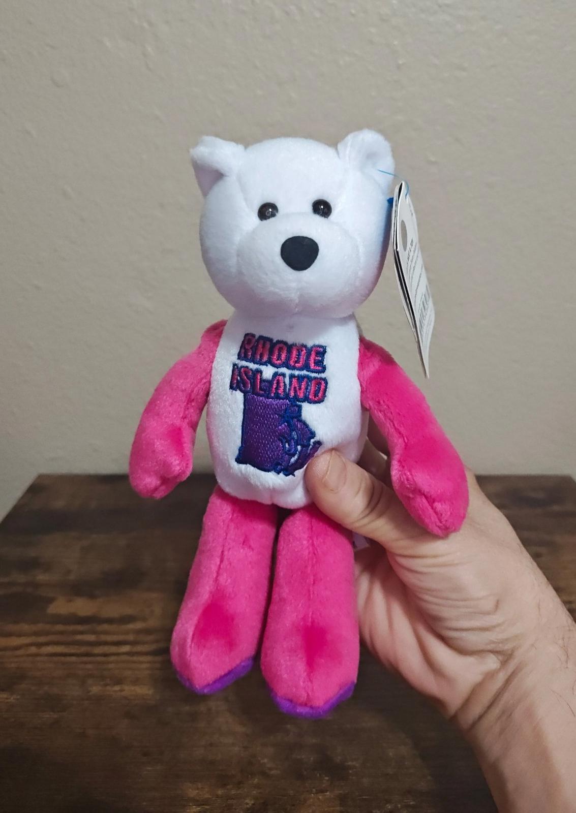 2001 Limited Treasures Rhode Island State Quarter Bear Collectible Plush NWT