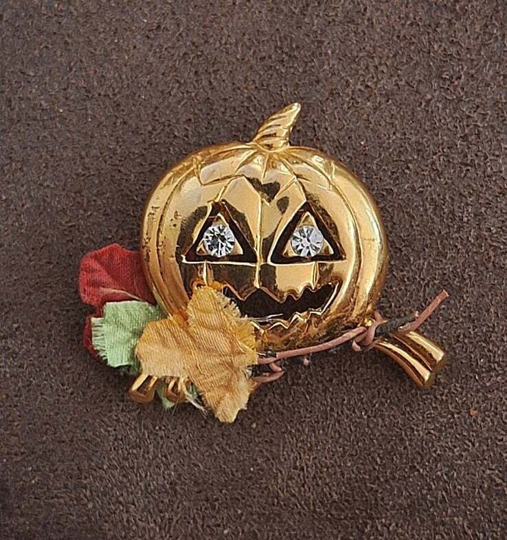 90s Avon Gold Tone Fall Jack-o-lantern Pumpkin Face Pin Brooch