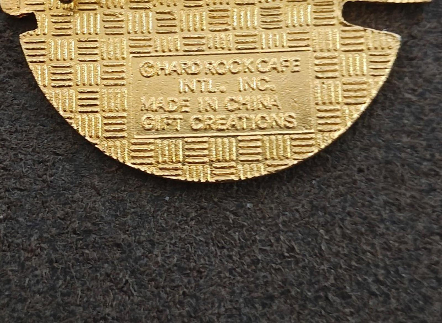 1990s Hard Rock Cafe Orlando Gold Tone Enamel Pin