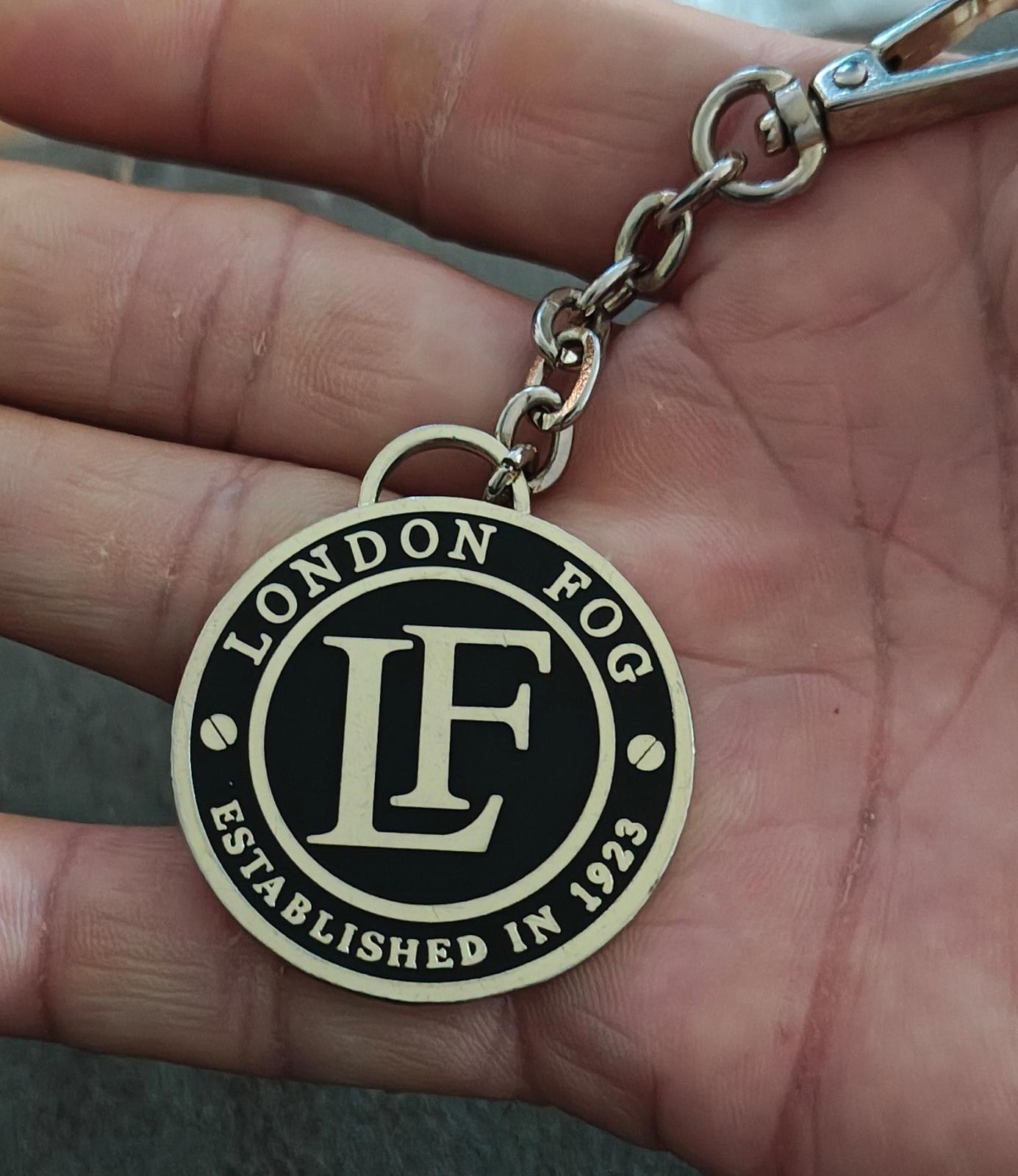 London Fog Logo Gold Tone Black Enamel Keychain/Bag Charm/Fob