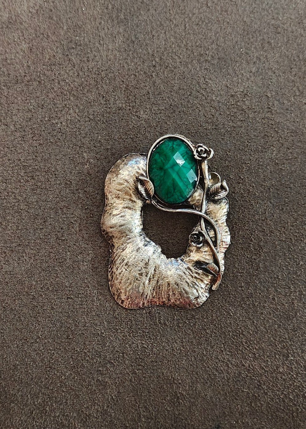 1960s Modernist/Brutalist Style Silver Tone Pendant With Green Stone