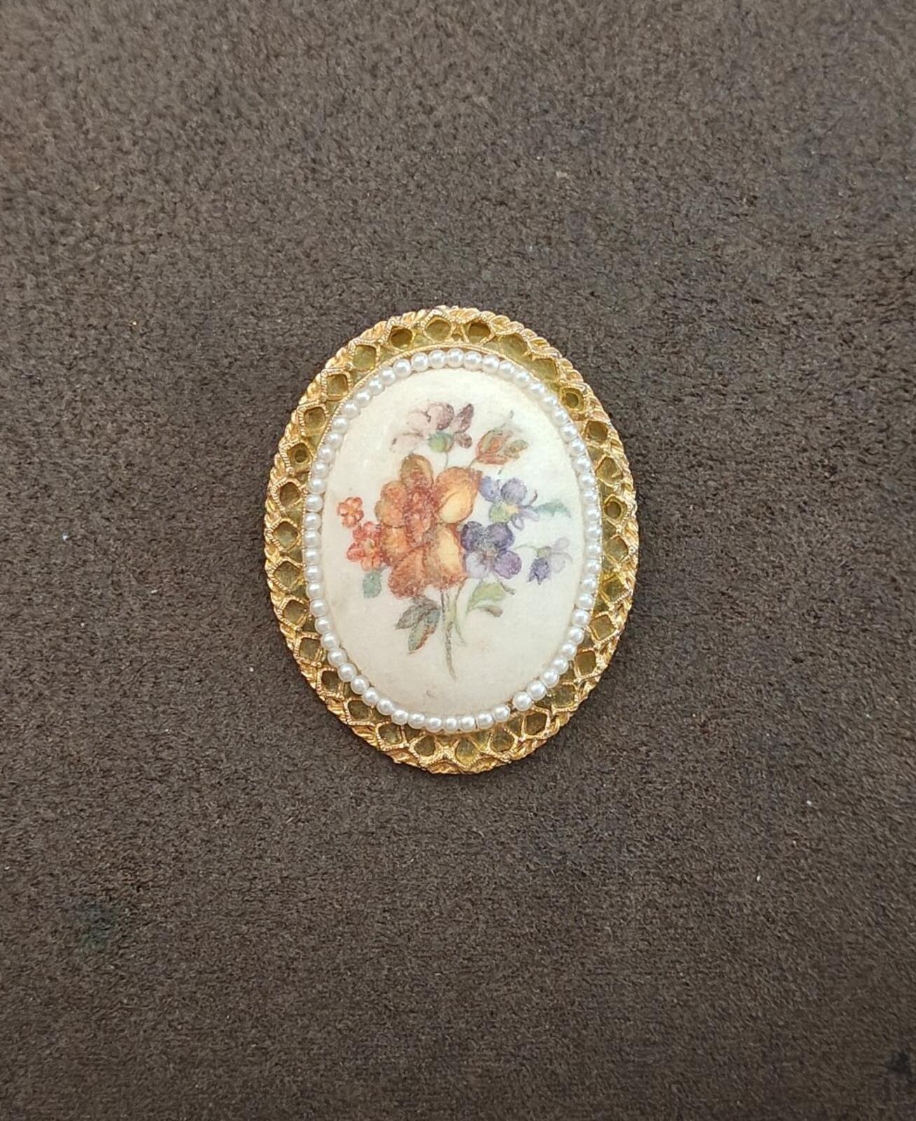 1960s Gold Tone Oval Ornate Floral Print On Ceramic Disc With Faux Pearls Brooch