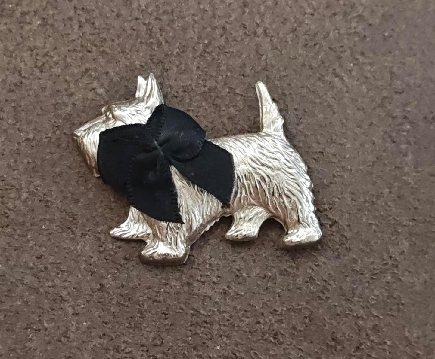 1930s/40s Dapper Scottish Terrier Dog Wearing a Black Bow Silver Tone Brooch