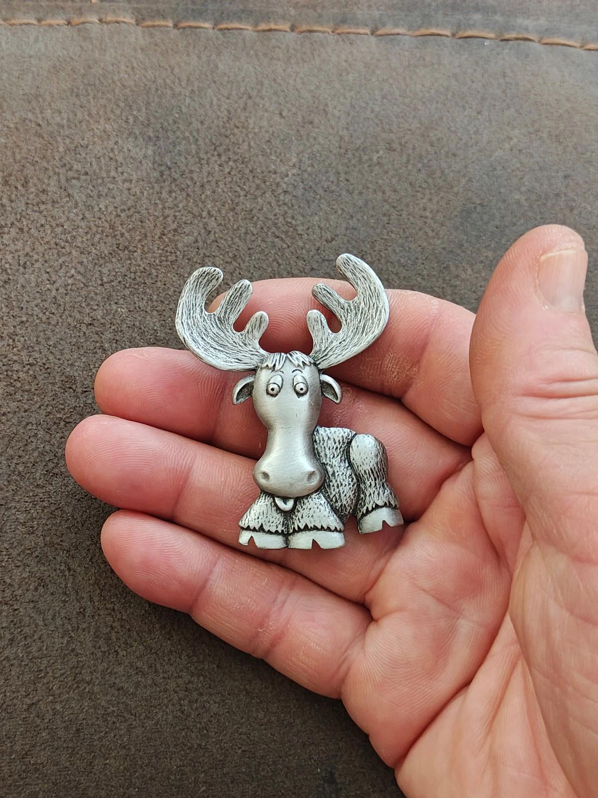 1980s Signed JJ (Jonette Jewelry) Pewter Moose Brooch
