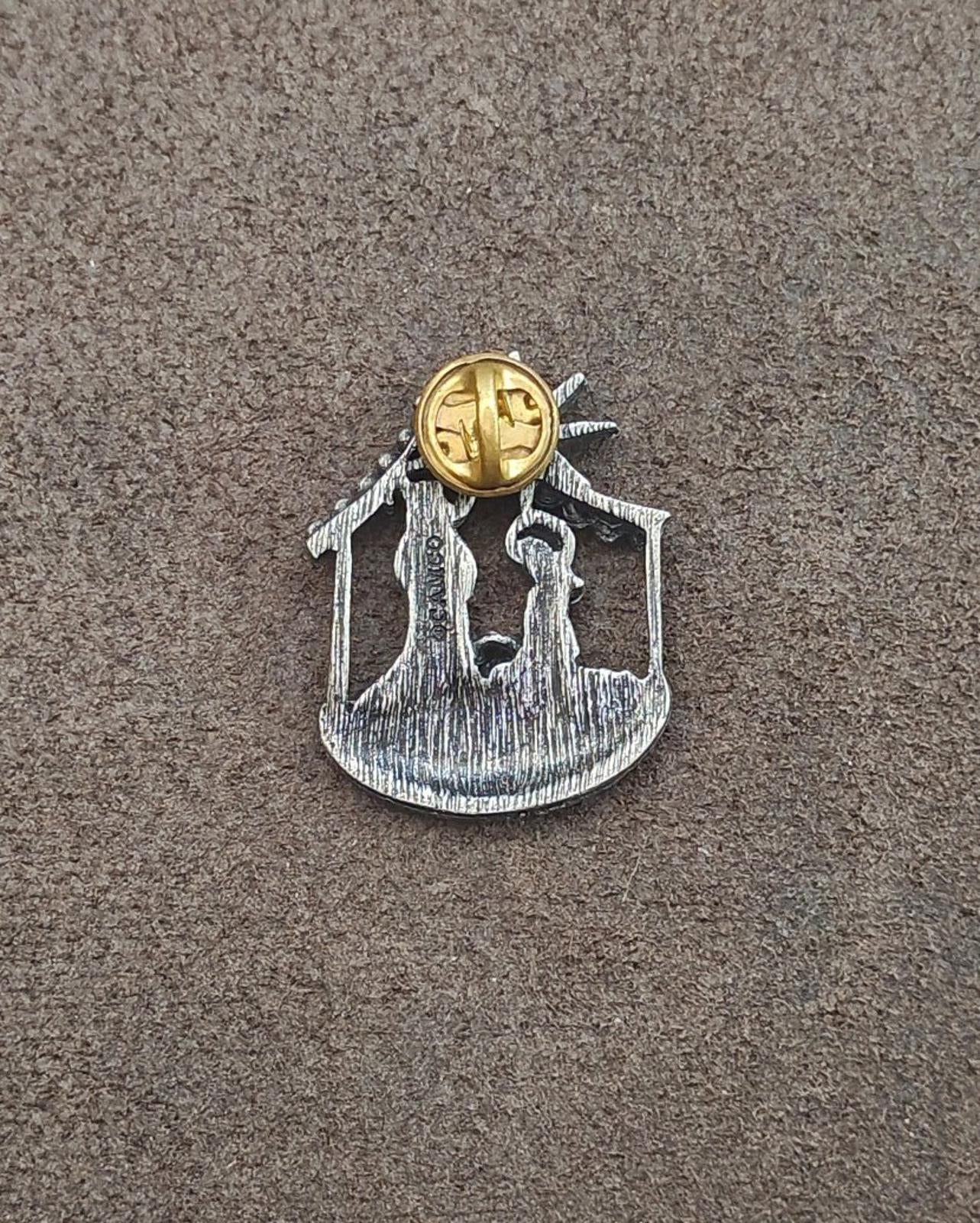 1980s Camco Glory to the Newborn King Pewter With Rhinestones Nativity Brooch