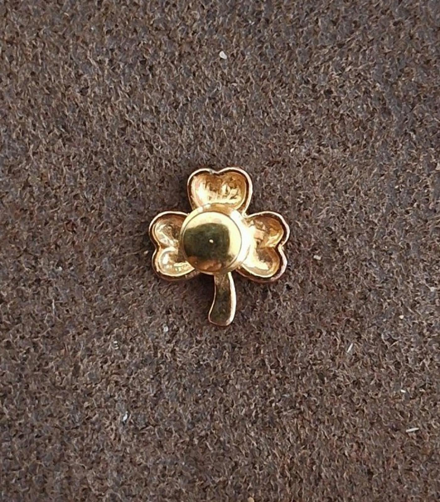 Pretty Three Leaf Lucky Clover/Shamrock With White & Green Crystals/Rhinestones