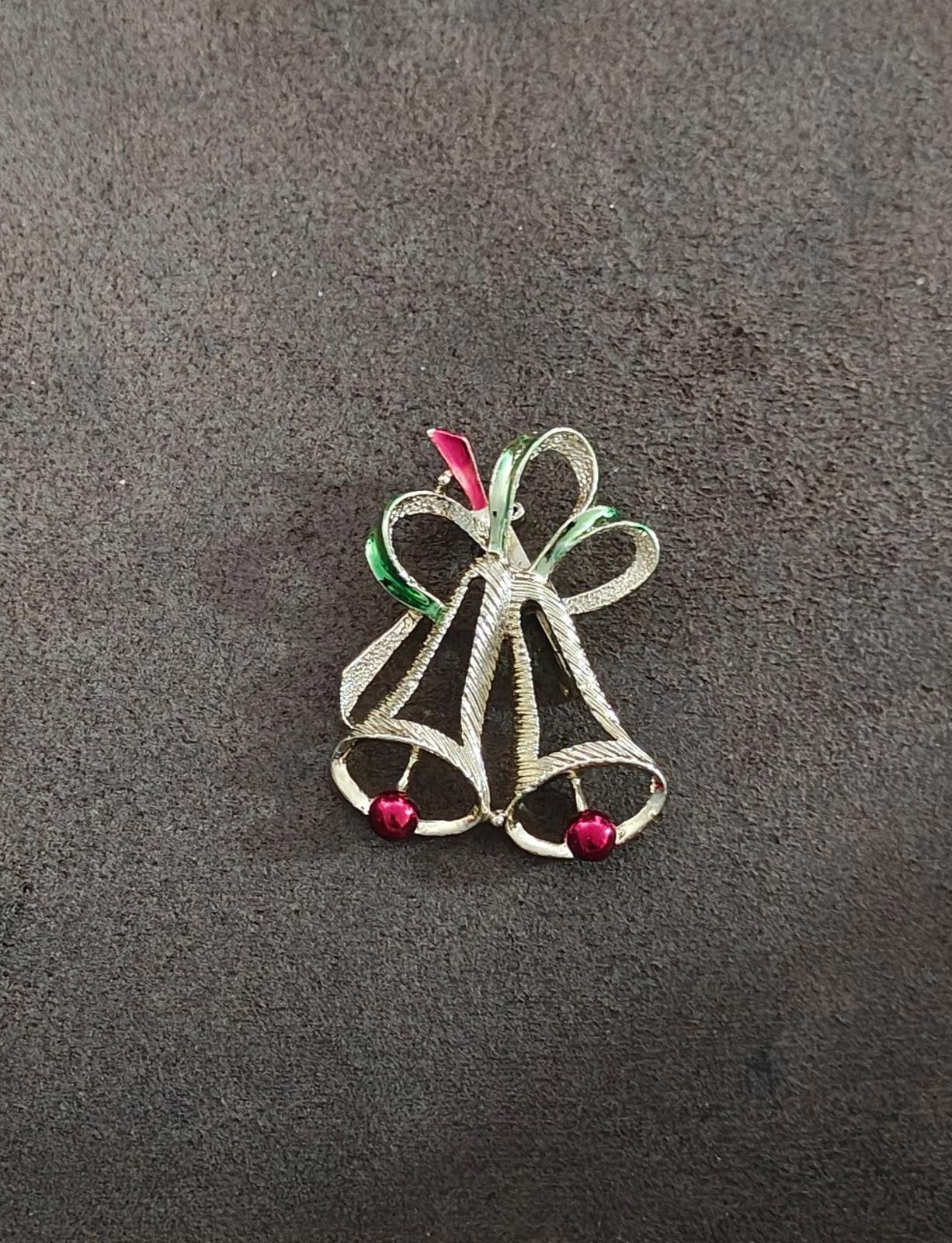 1960s Gerry's Christmas Bells Gold Tone Textured Brooch Pin