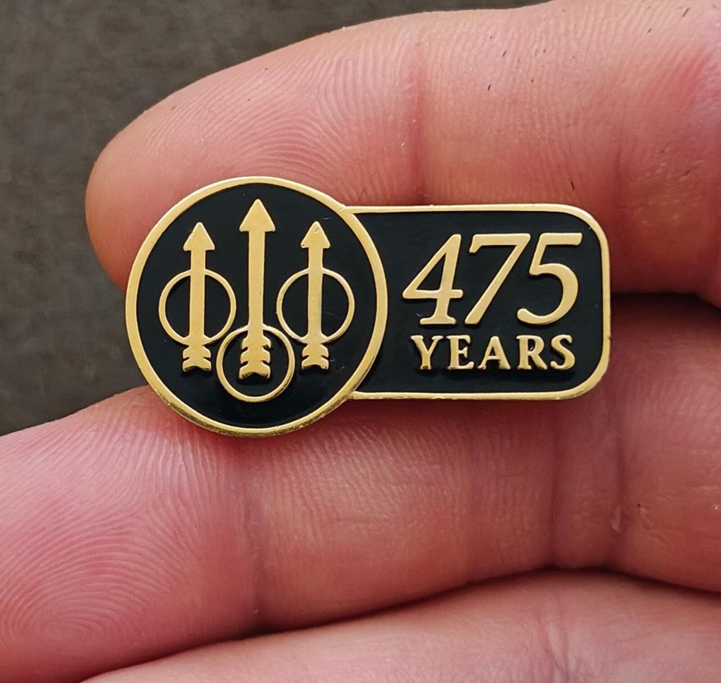2001 Beretta 475 Years Anniversary Gold Tone With Black Enamel Pin