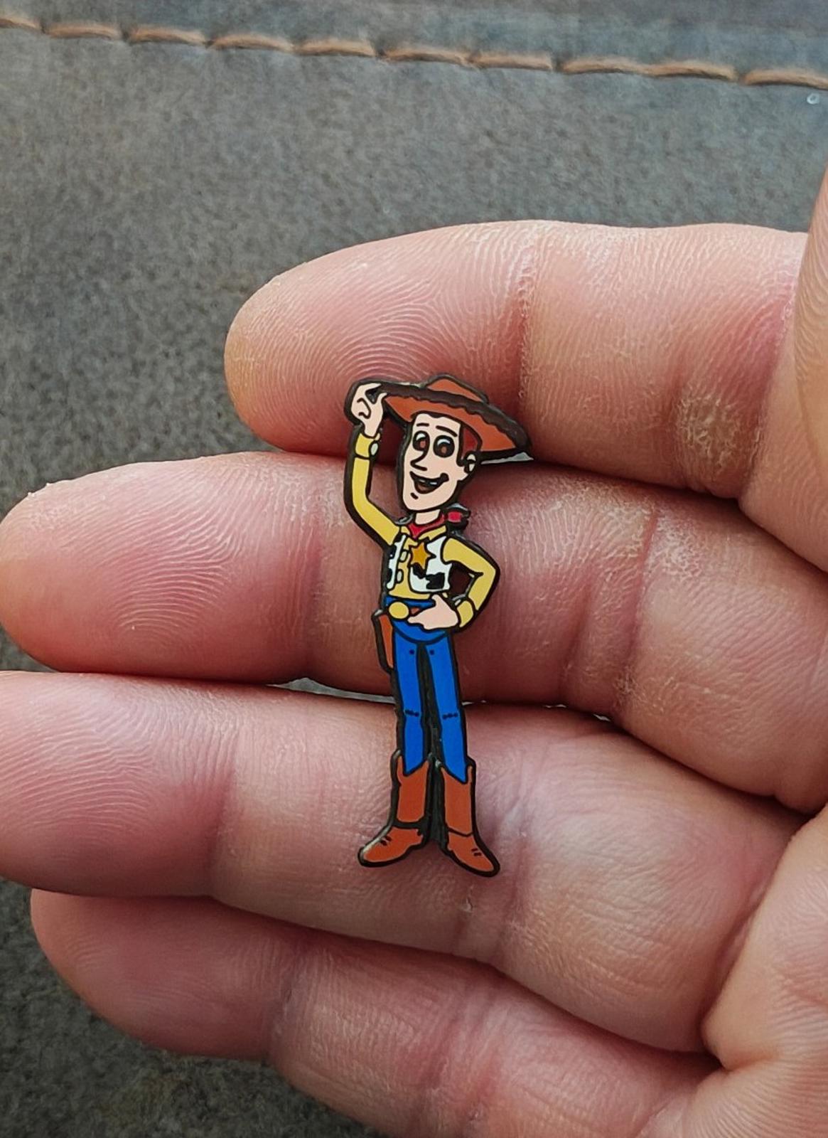 1999 Disney Pixar Toy Story Sheriff Woody Collectible Metal Pin