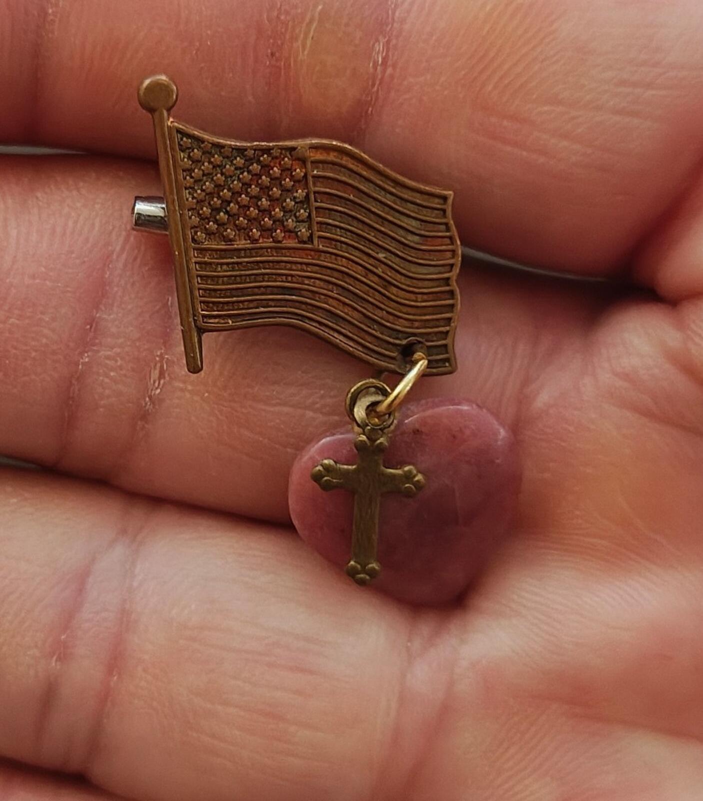 80s Gold Tone Patriotic & Religious American Flag With Heart Cross Charm Brooch