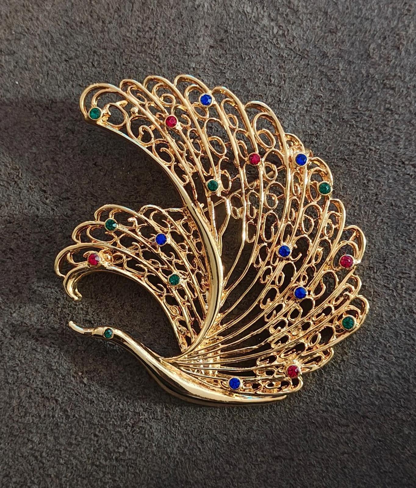 1990's Vintage Large Peacock/Swan Gold Tone Red Blue Green Crystals Brooch Pin