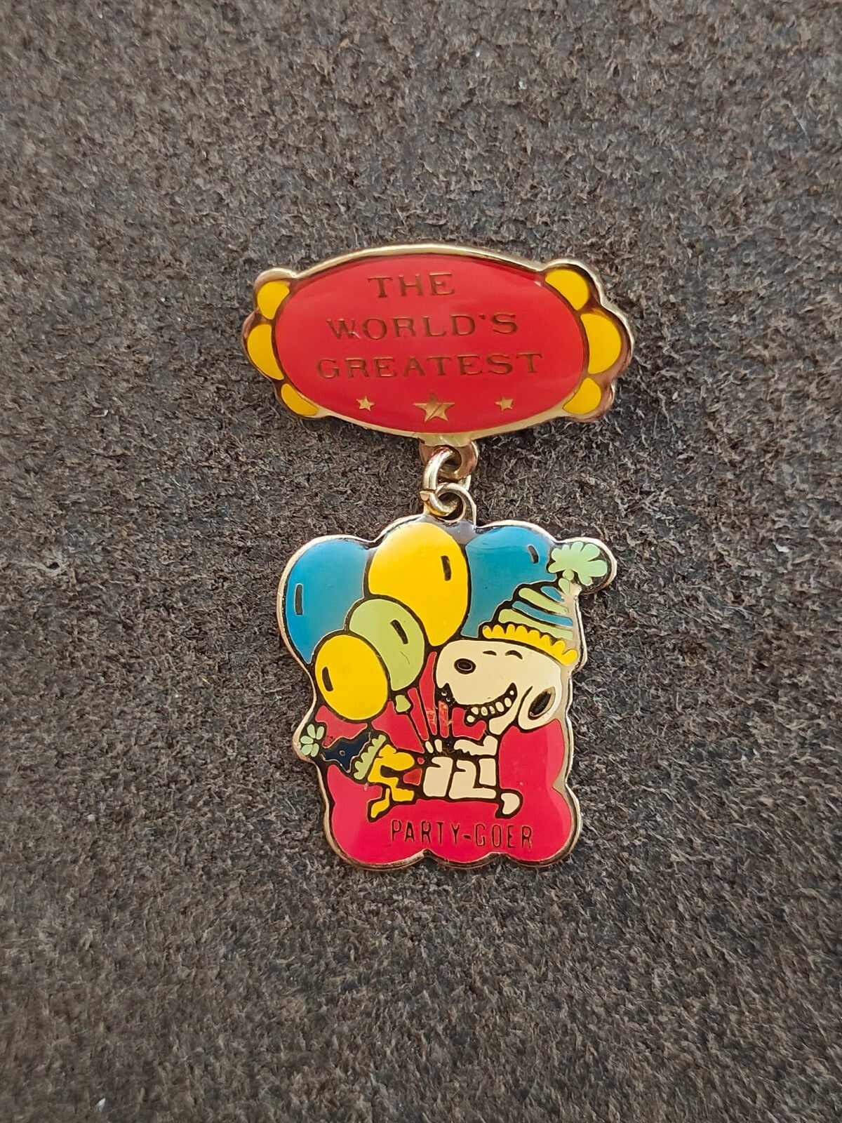 1970s/80s Peanuts Snoopy "World's Greatest Party-Goer" Award Dangle Pin