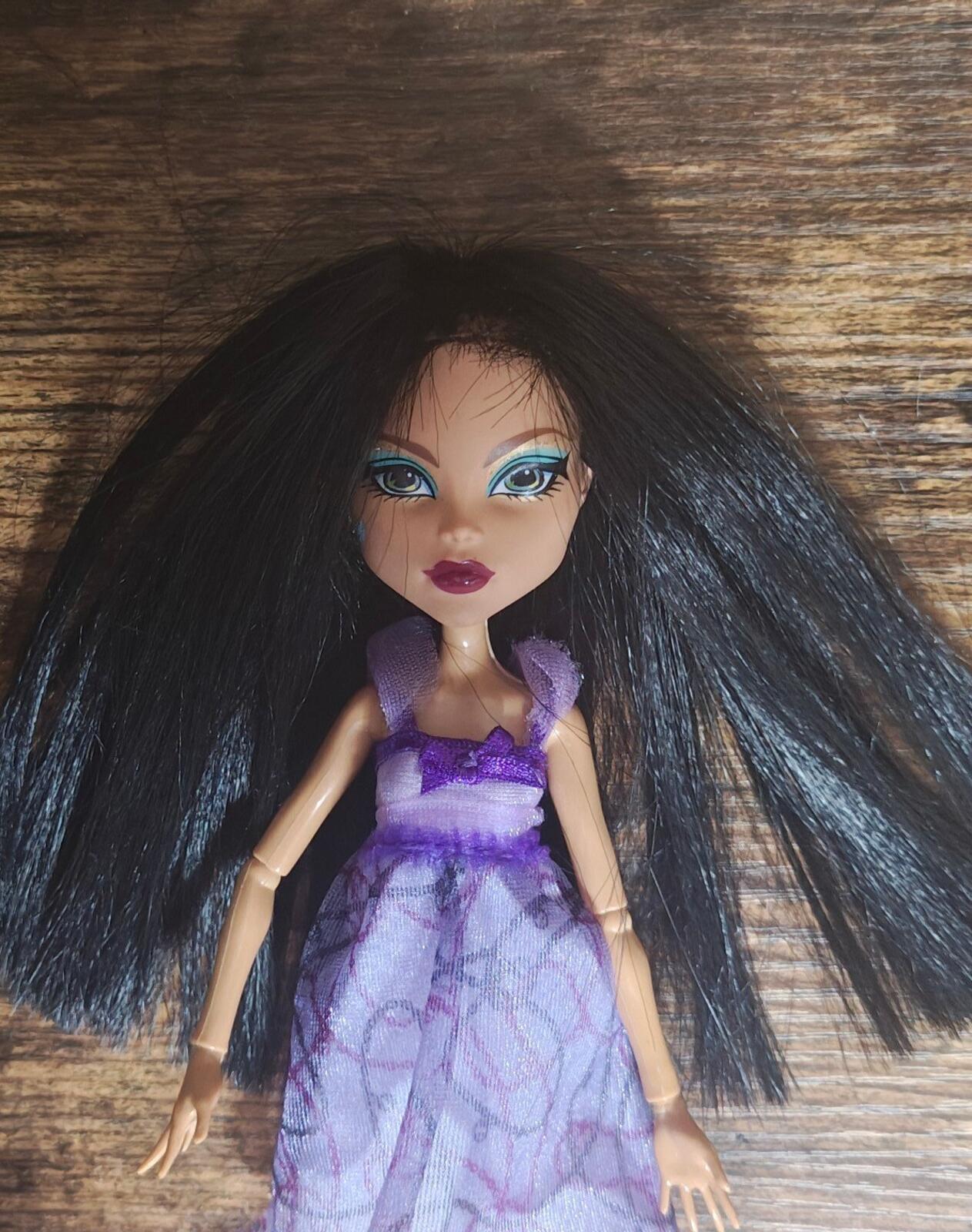 2008 Monster High Cleo de Nile With Purple Outfit