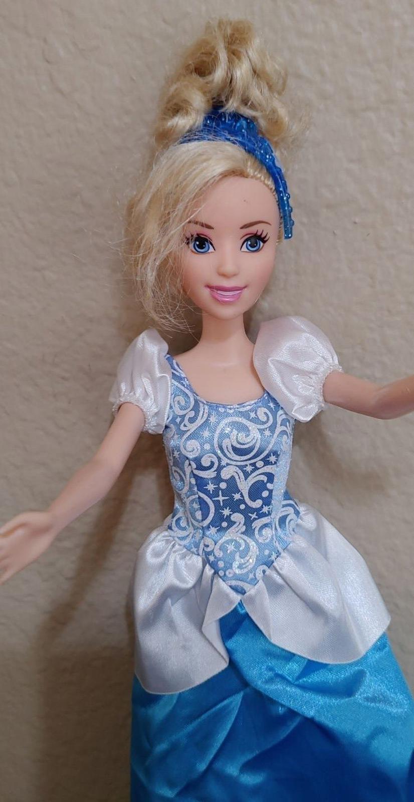 1999 Cinderella Barbie Doll