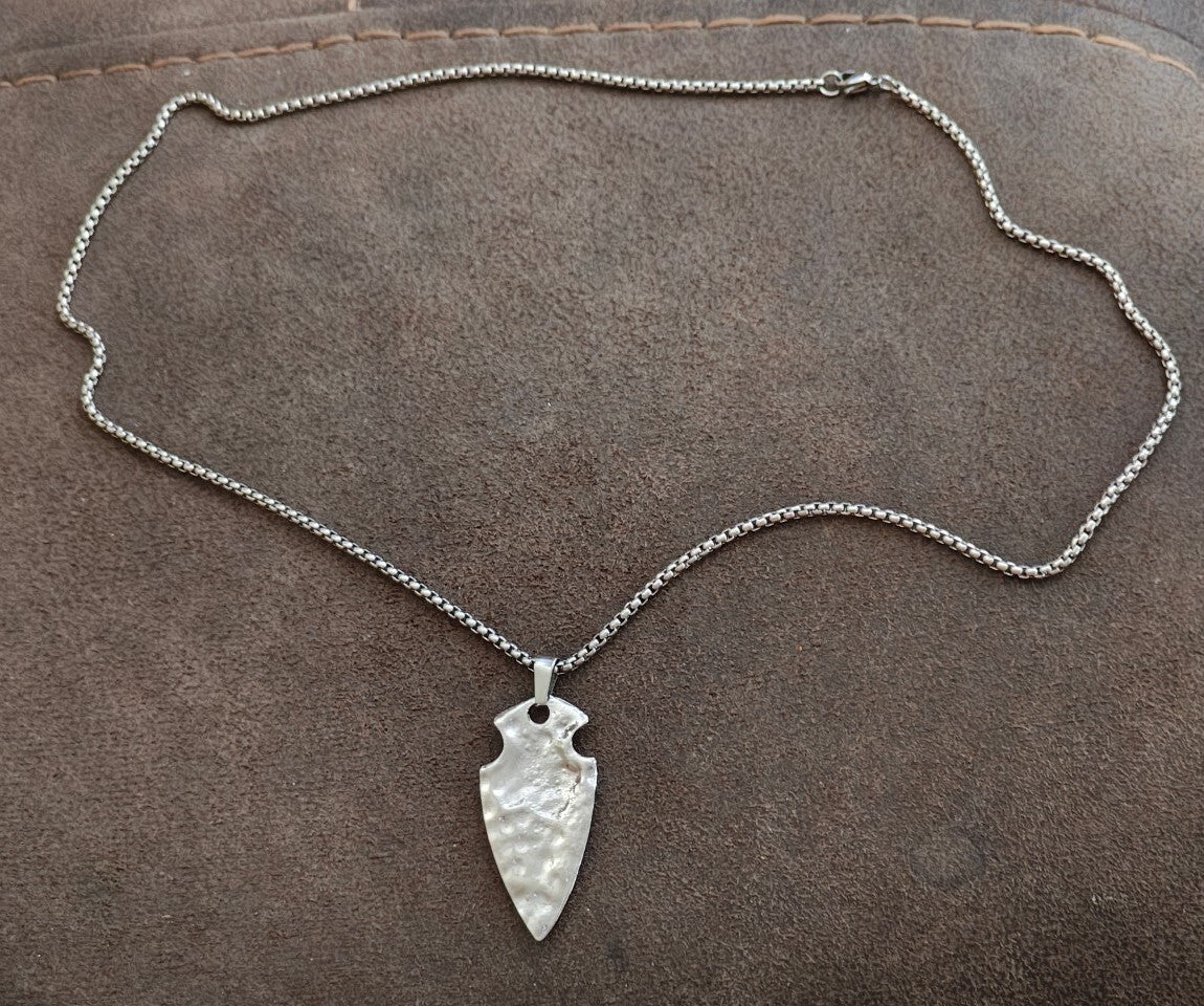 Southwestern Style Silver Tone Arrowhead Mosaic Inlay Pendant Necklace
